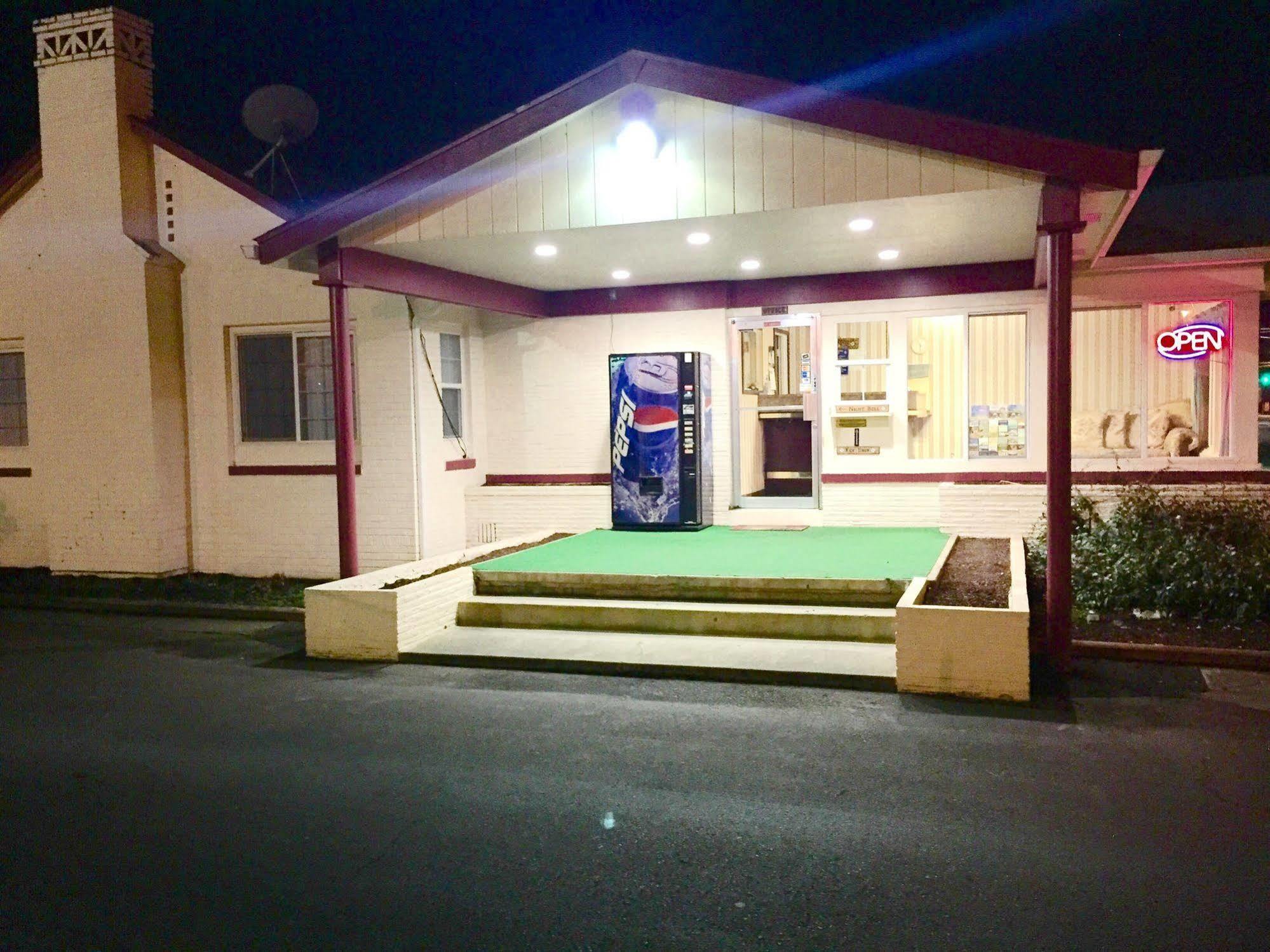 Travelers Inn Motel Salem Exteriér fotografie